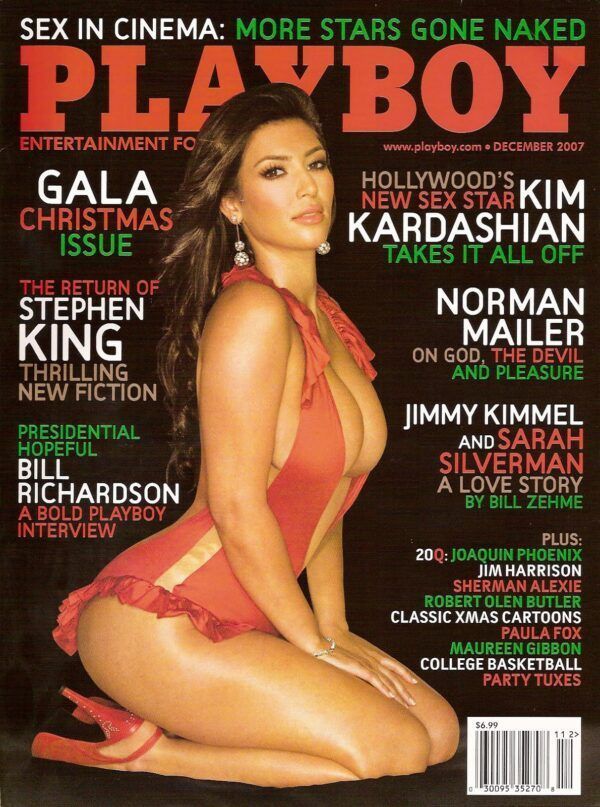 Kim Kardashian pelada nua